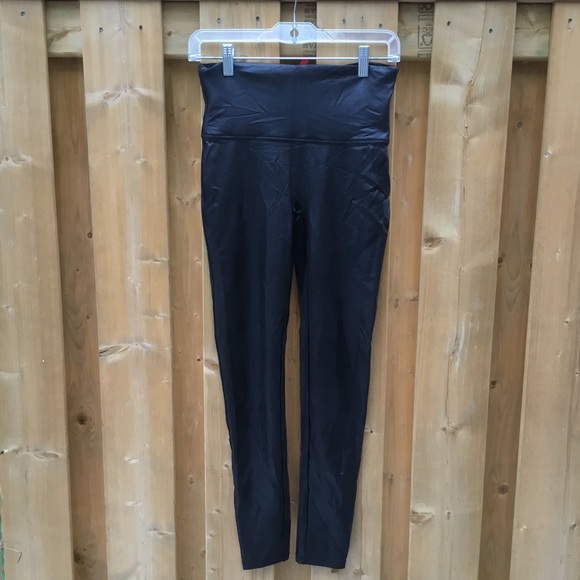 SPANX Faux Leather Legging in Black - Picture 9 of 10